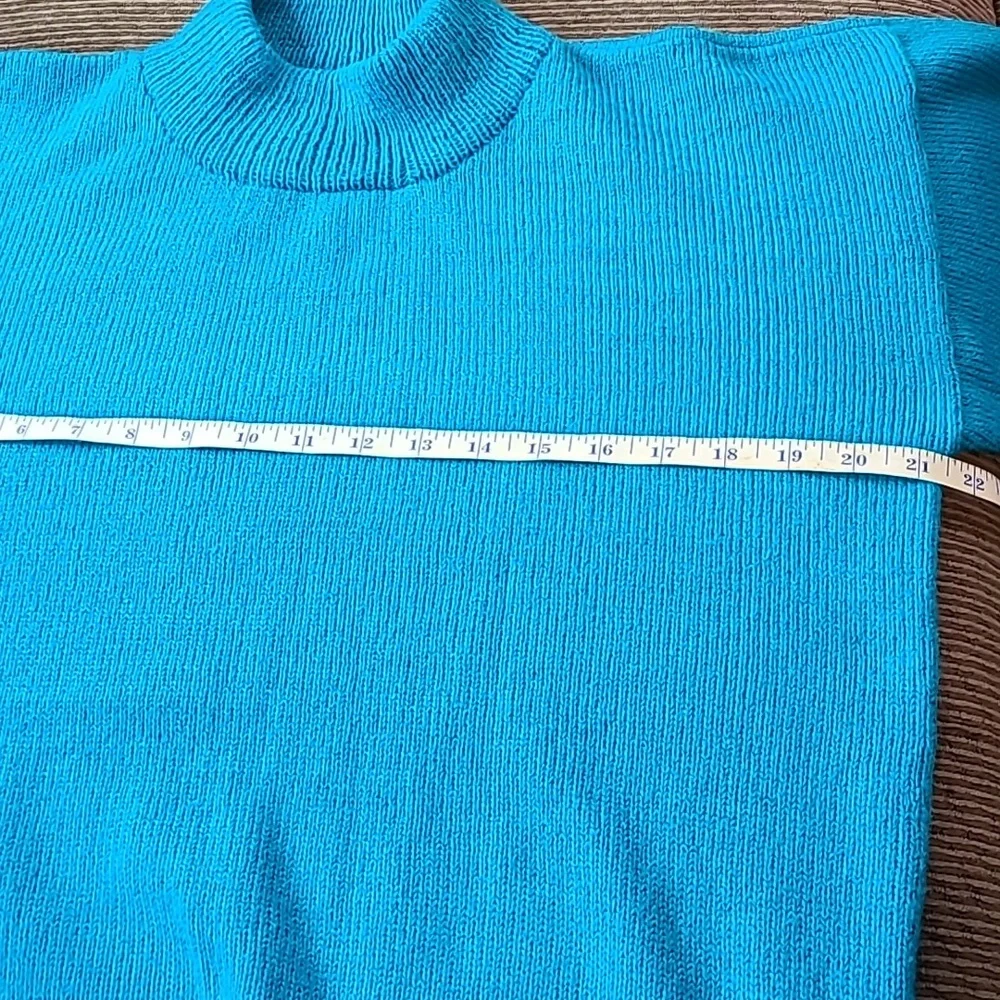 Handknit Mock Neck Sweater - Picture 7 of 9